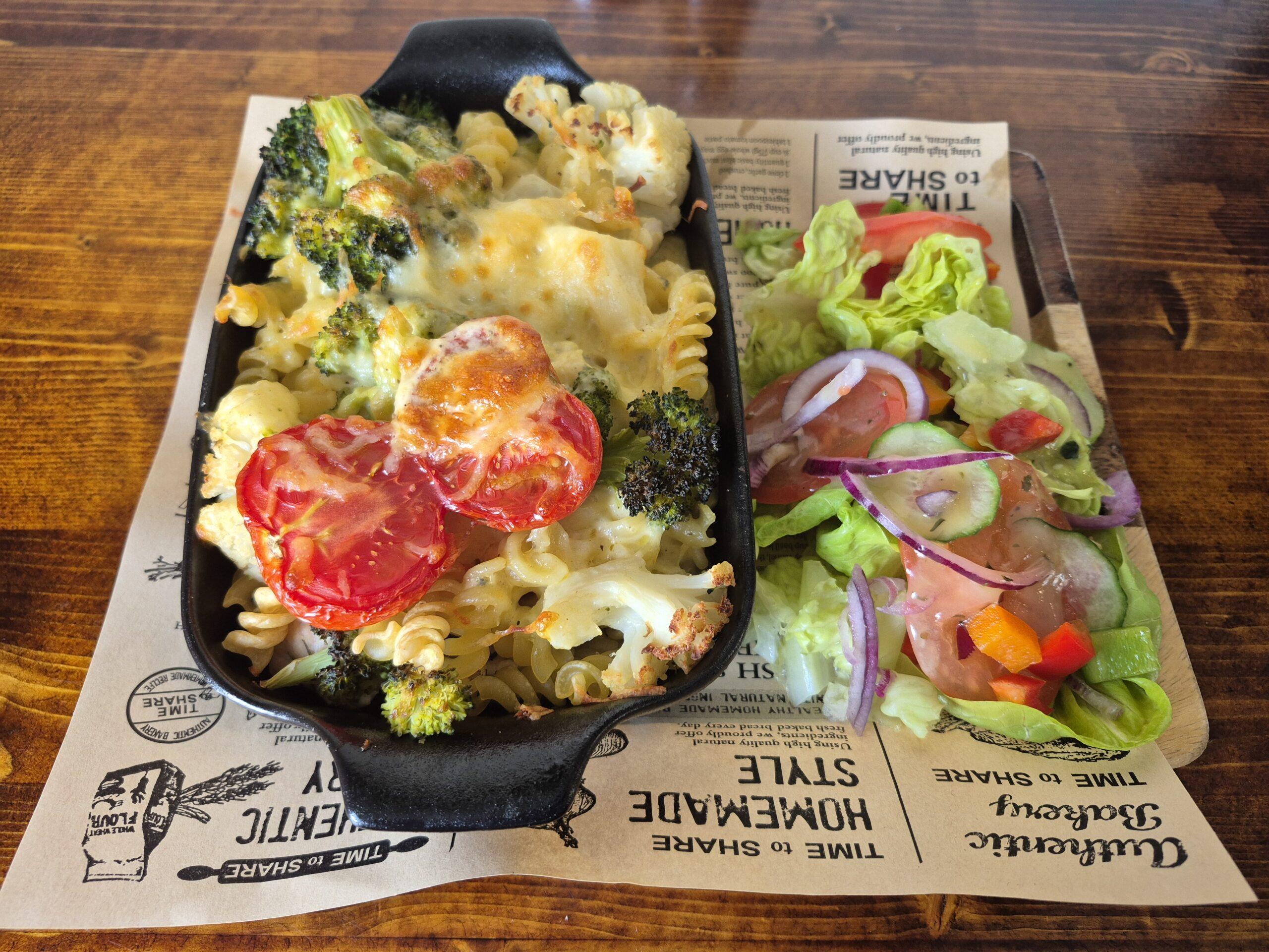 Chicken, Veg and Pasta Bake (GL-W,EG,M)