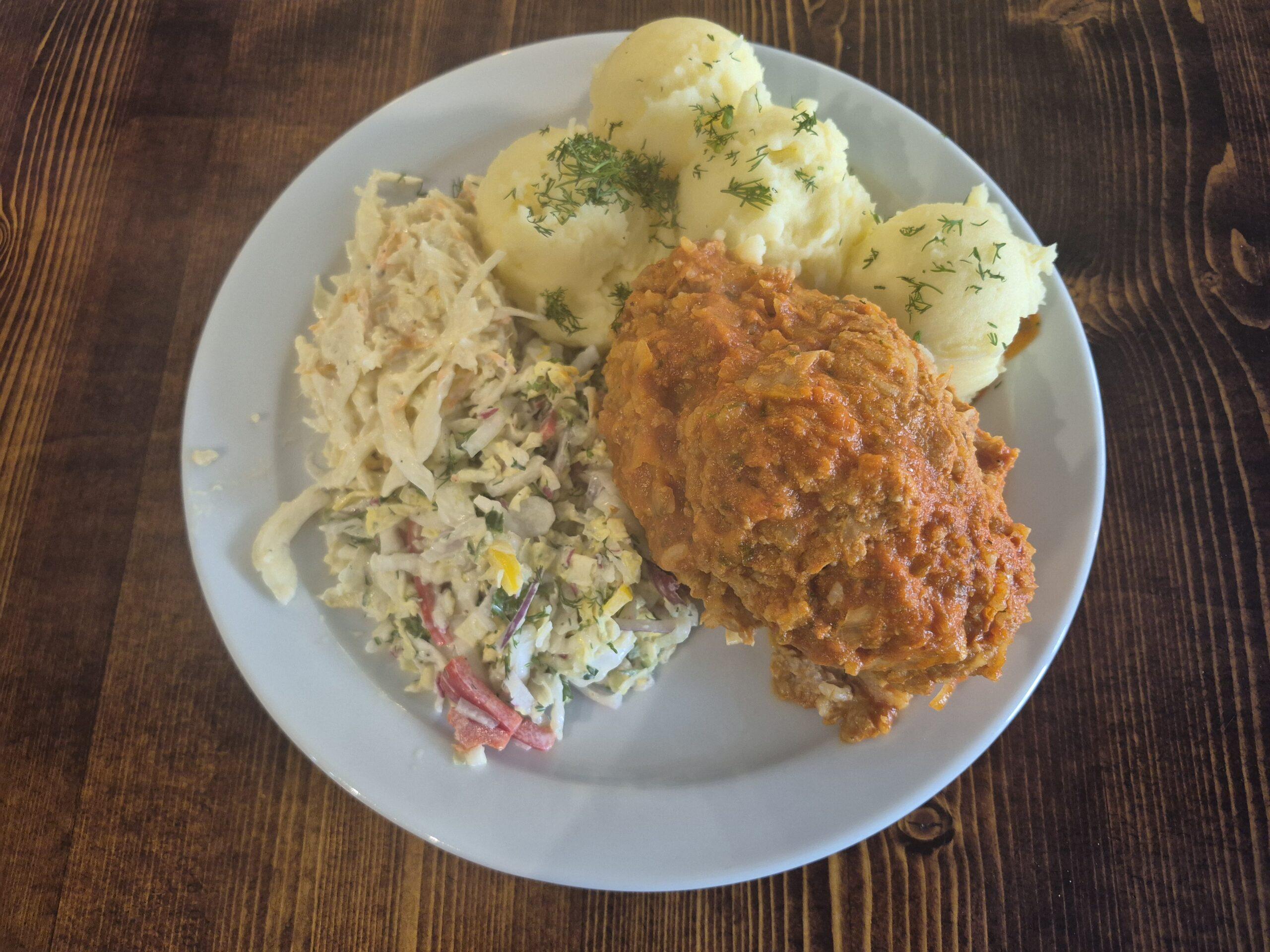 Pork Mince Meat with Rice and Cabbage with Tomato Sauce (M,S,CE,EG)