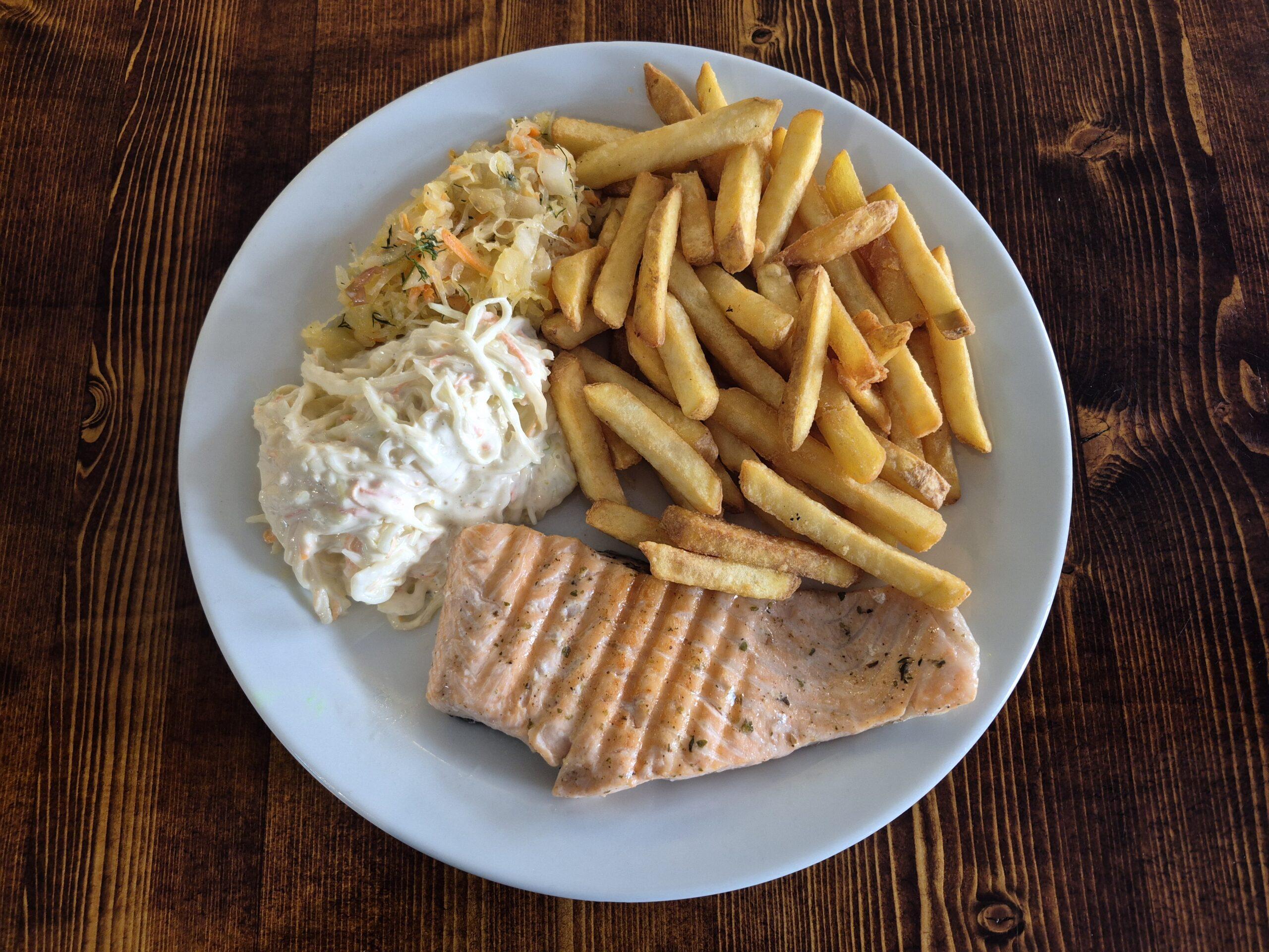 Grilled Salmon (S)