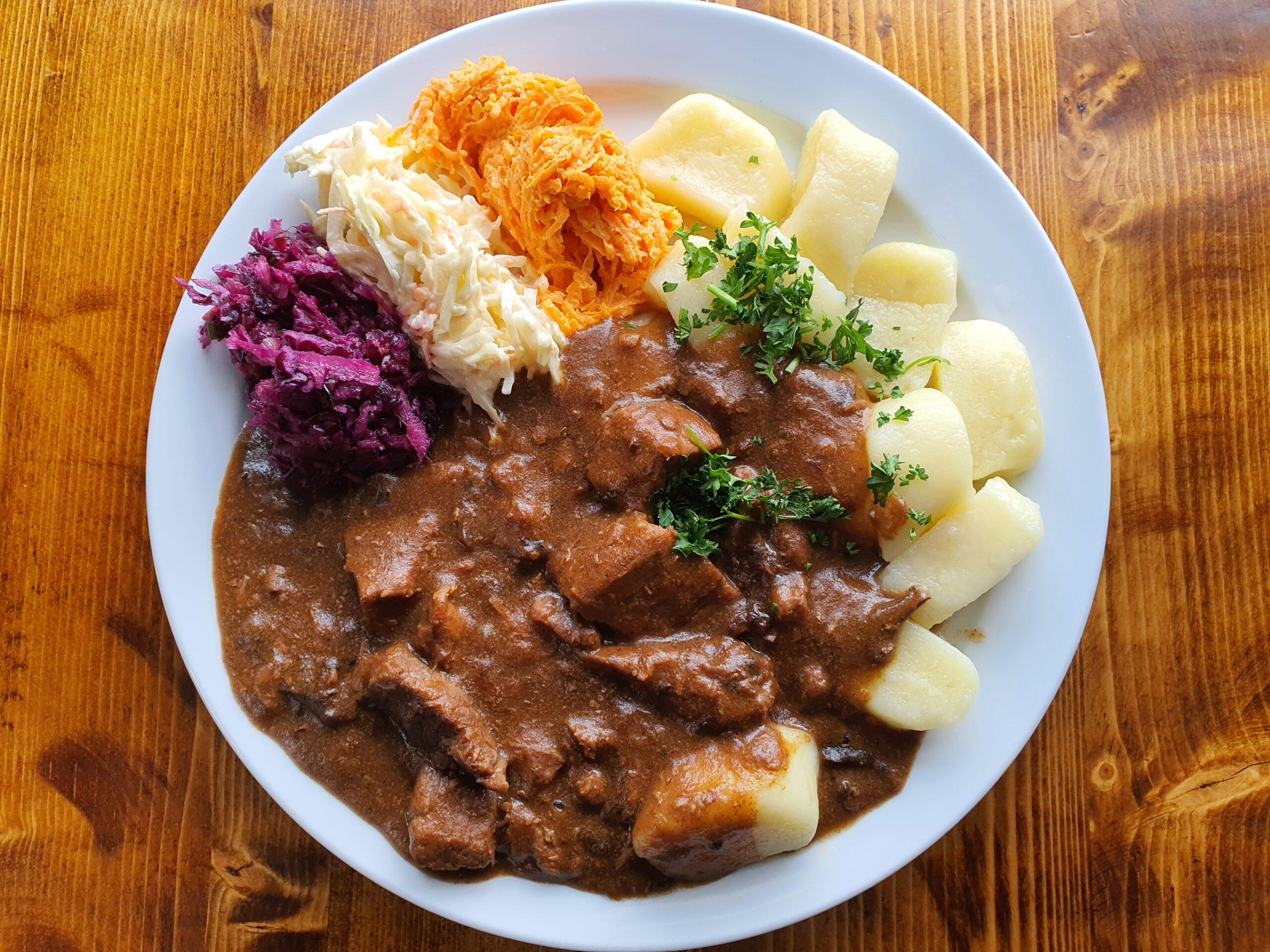 Beef Goulash with Prunes & Forest Mushroom (ML, S)