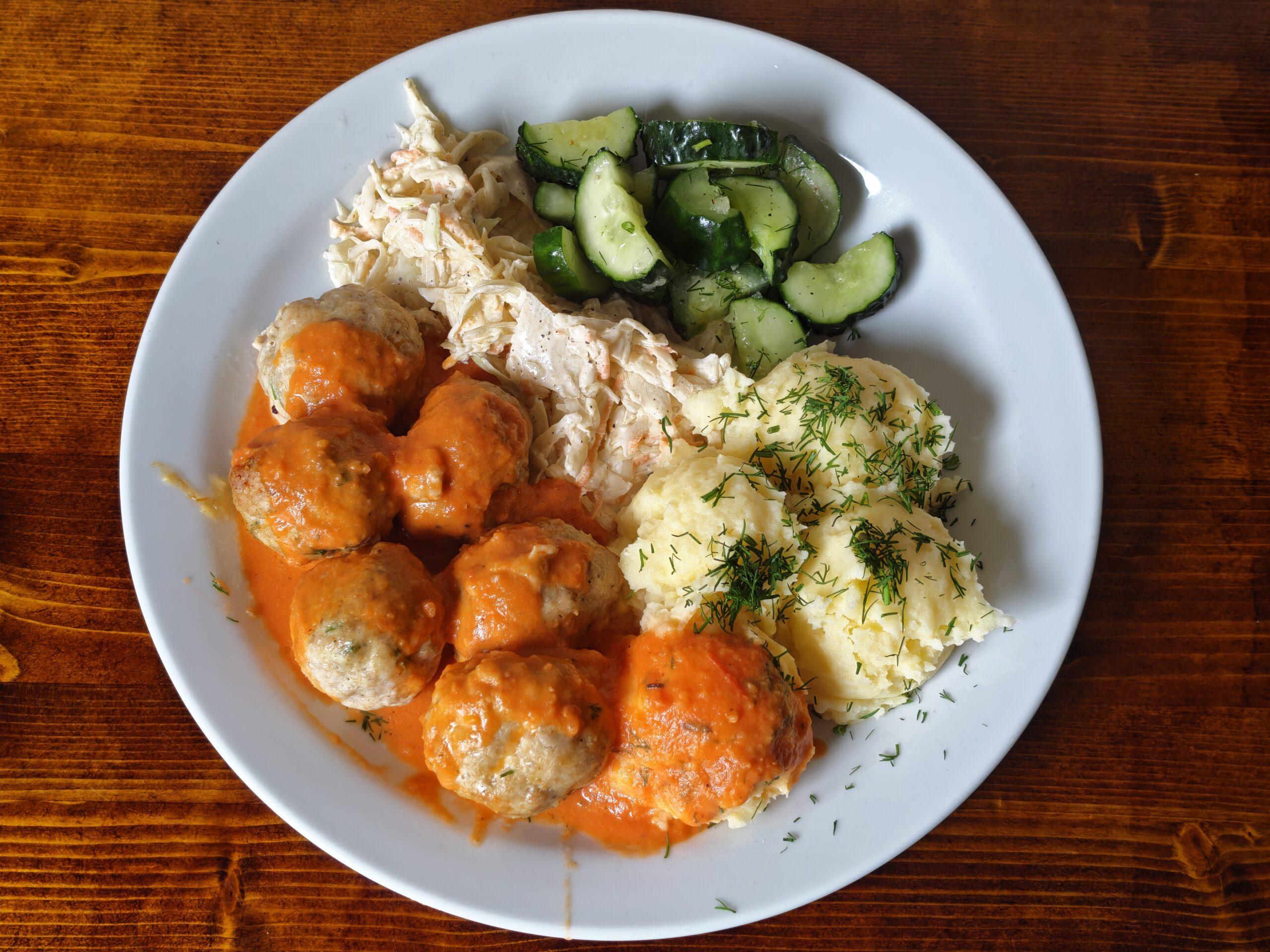 Chicken Meatballs with Tomato Sauce