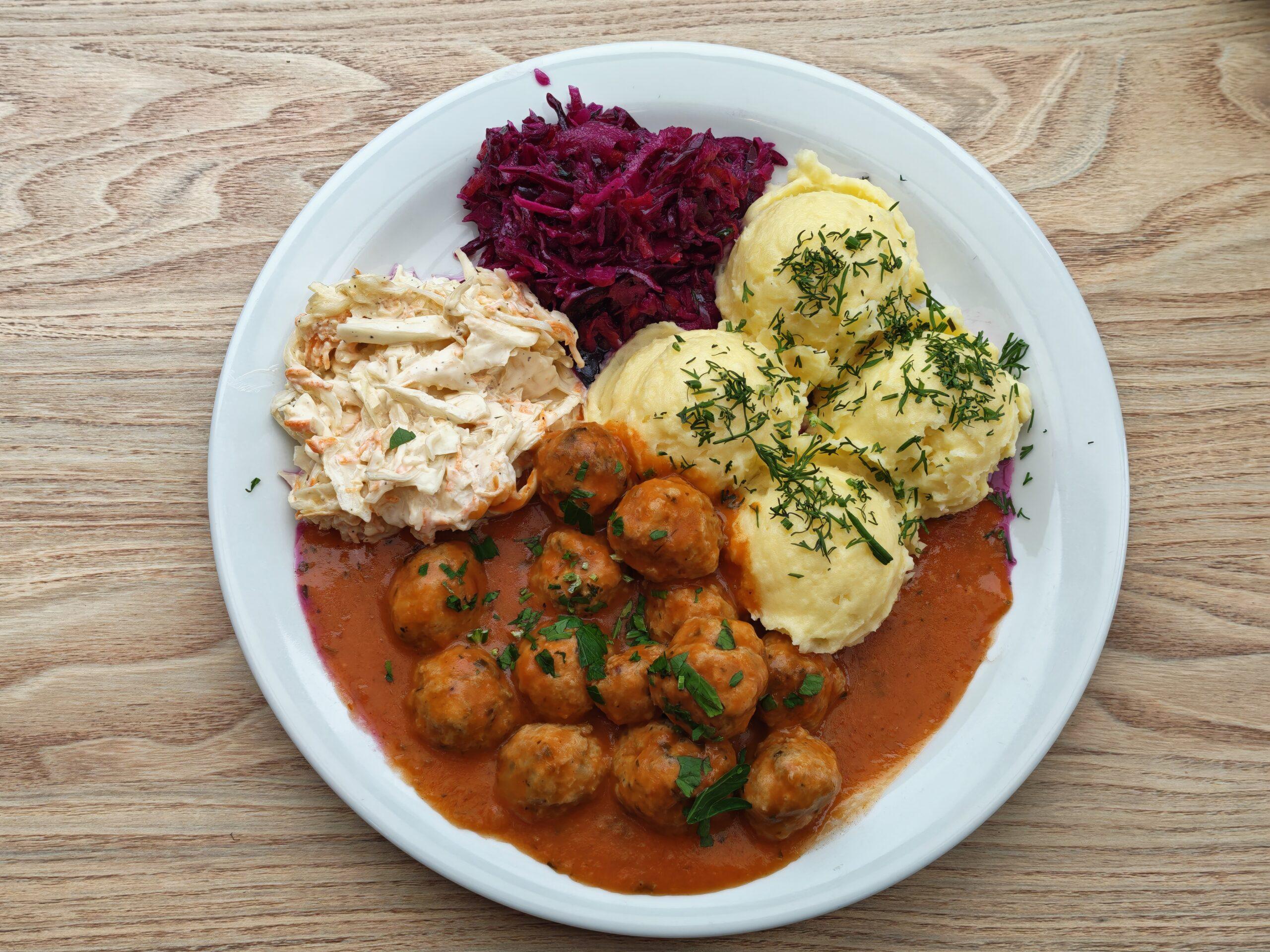 Pork Meatballs with Tomato Sauce (CE, EG, GL-W, M, S)