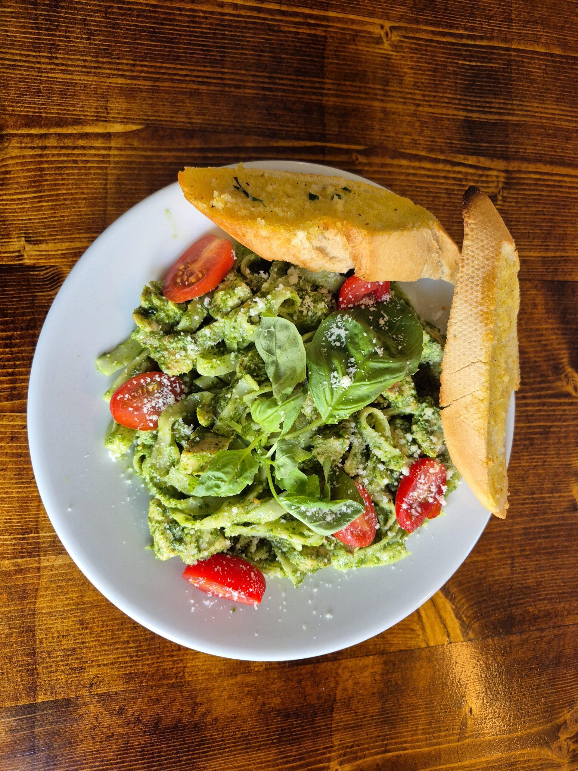 Pesto Pasta with Chicken (GL-W,N,M)