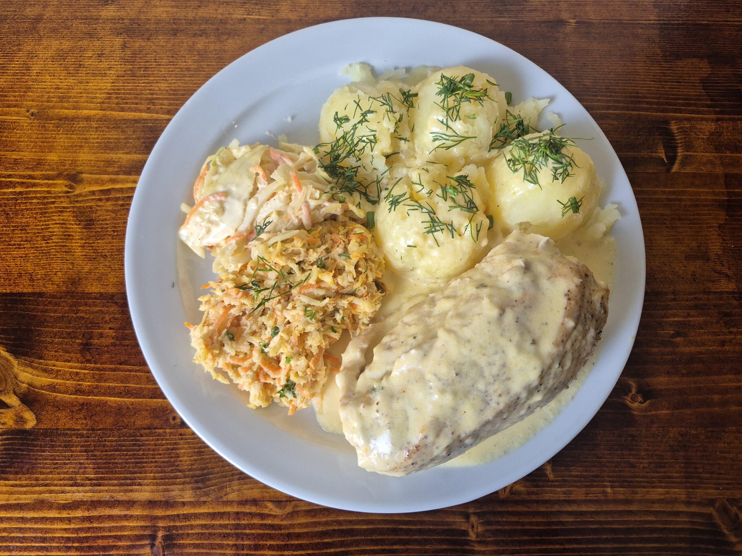 Chicken Roulade with Cheese Sauce (M,S,GL-W)