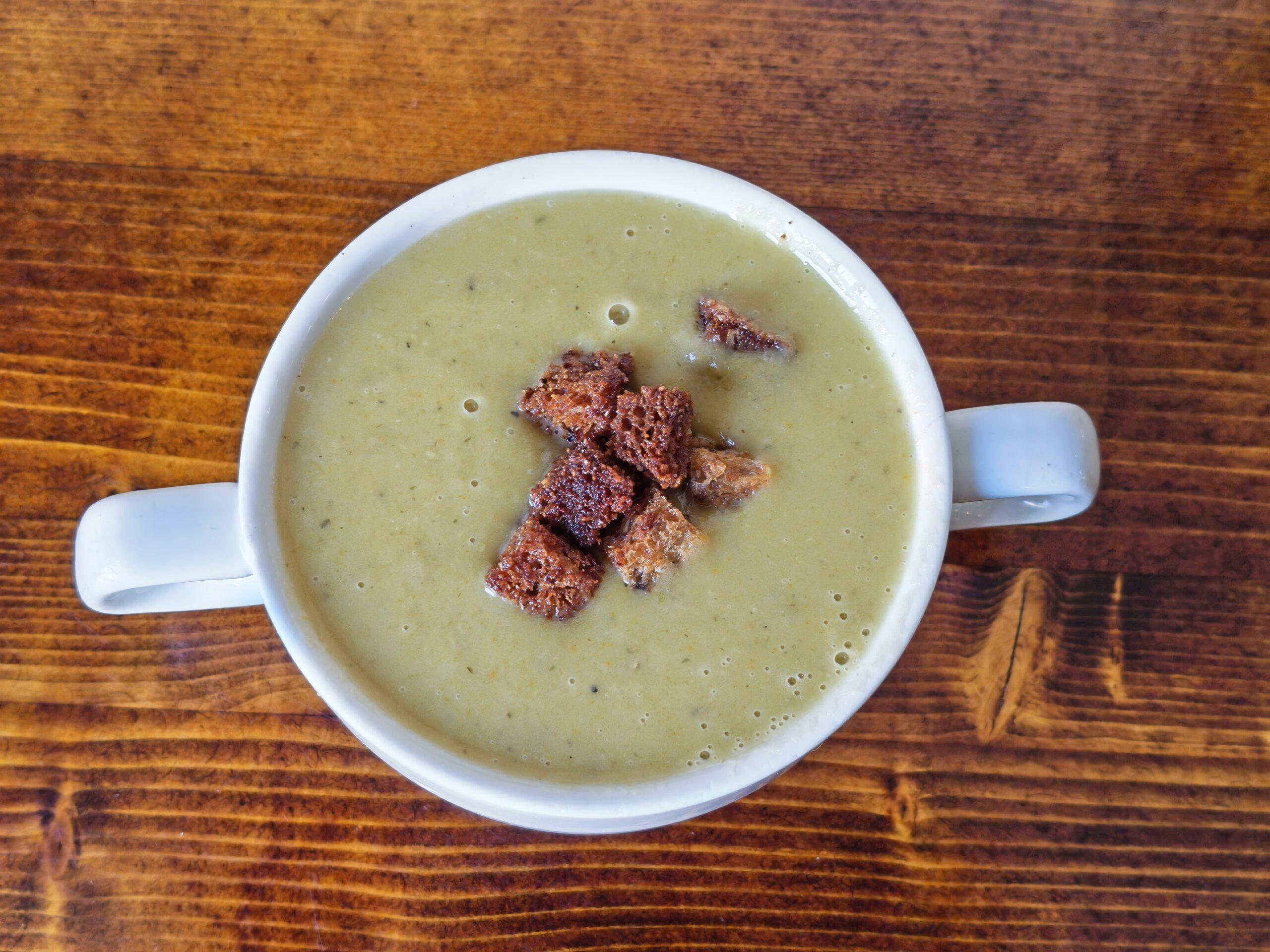 Cream of Veg Soup with Croutons (GL-W, M, S, CE)