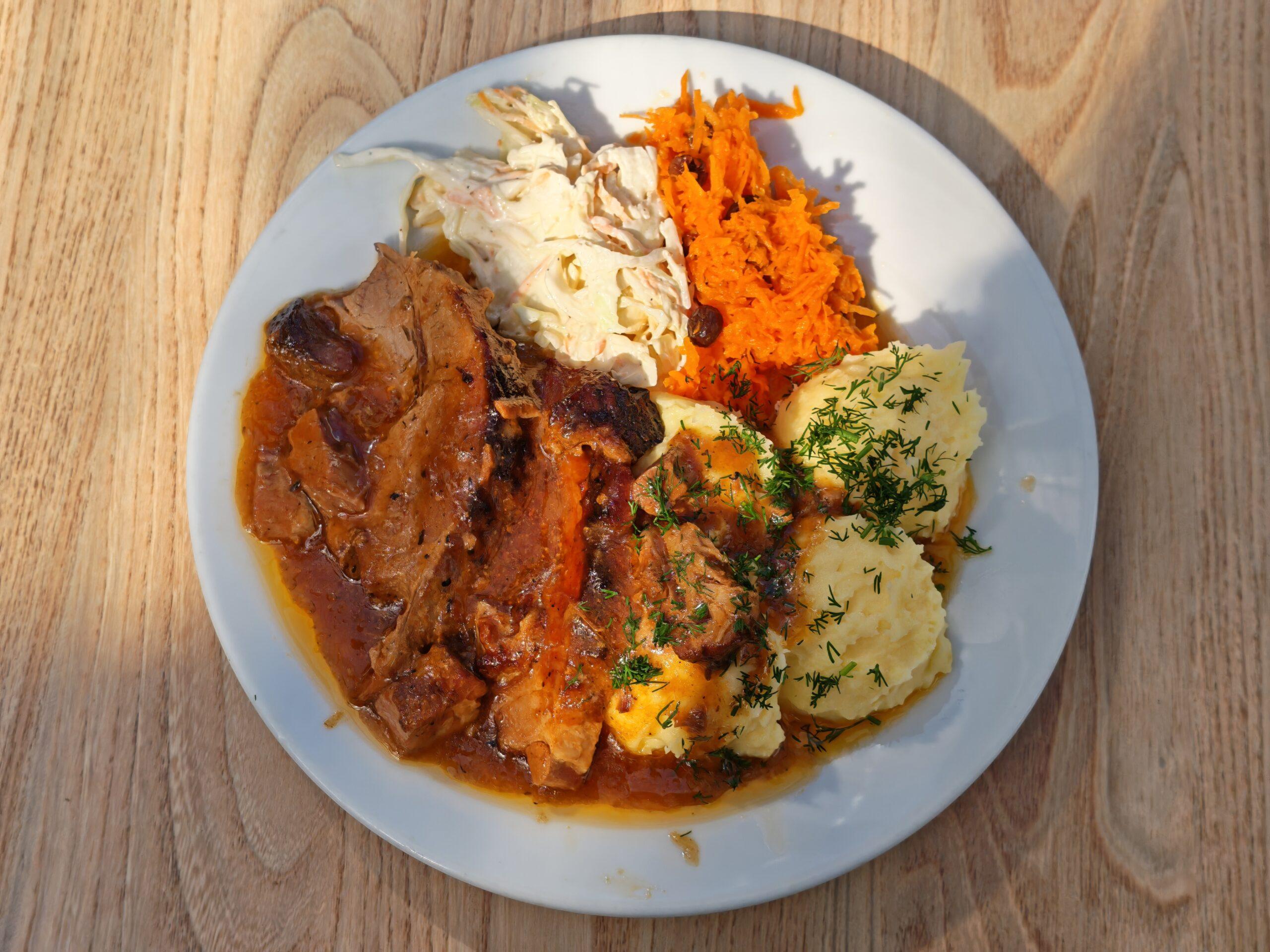 Roasted  Pork with Gravy (M, S)
