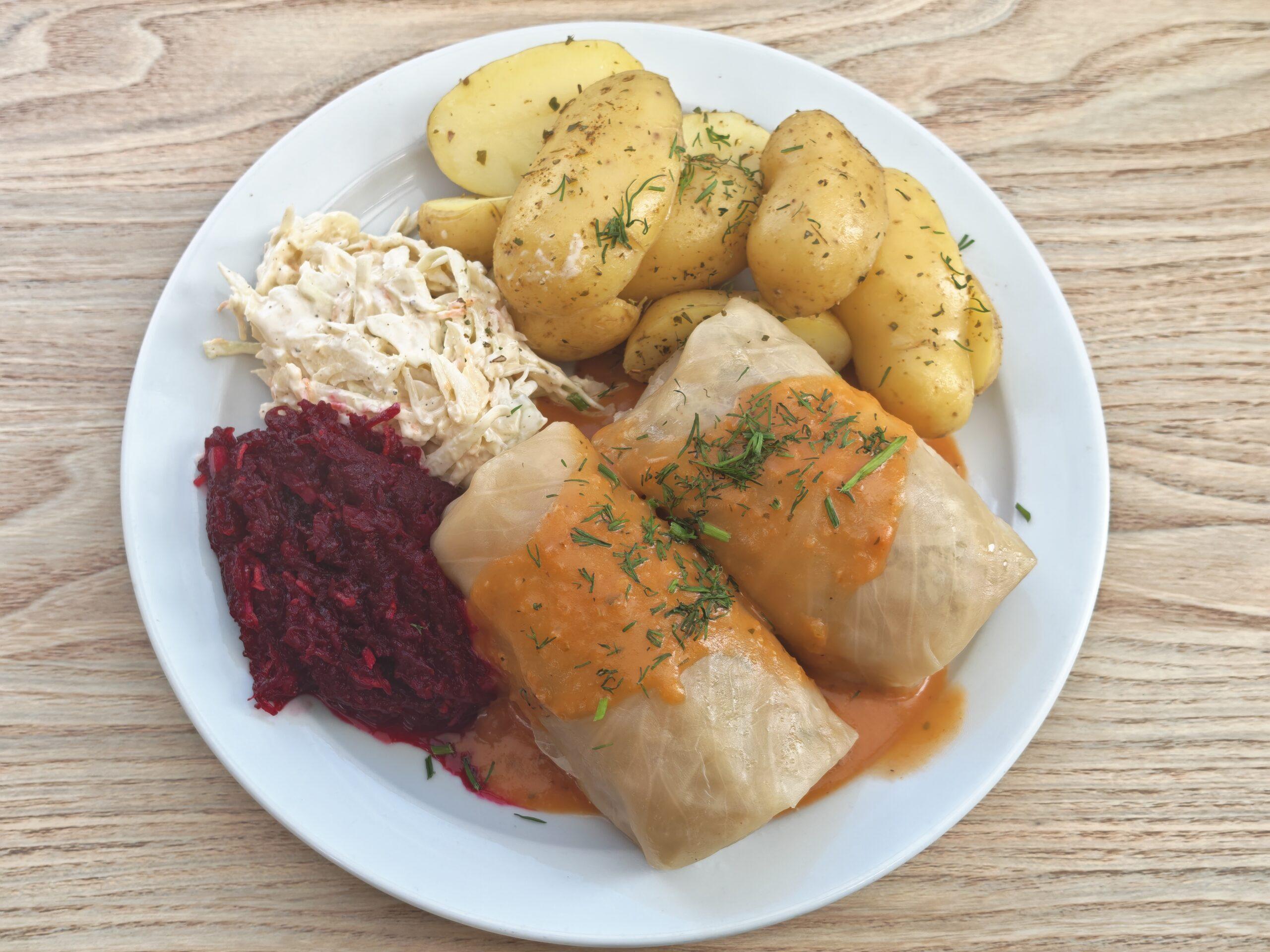 Pork Mince with Rice & Cabbage Roll-Up with Tomato Sauce (CE, M, S)
